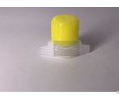 Pe Material Yellow Color Spout Cap Manual Filling Machine 16mm Diameter