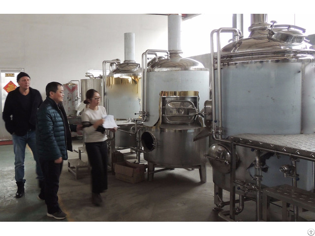 Micro Brewery 100l 200l 300l 500l Per Batch Beer Equipment For Pub Hotel