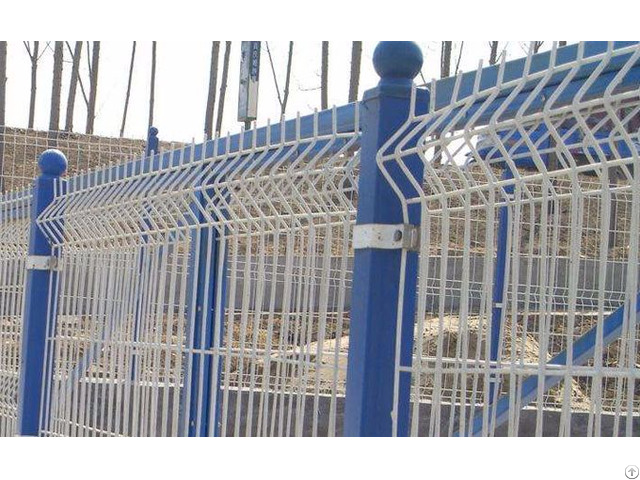 Triangular Bending Curvy 3d Welded Mesh Fence