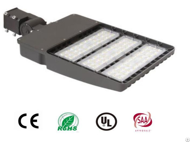 150w Led Pole Light 130lm Watt Eco Firendly For Parking Lot