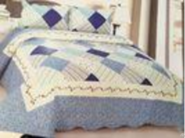 Comfotable Quilt Bedding Set Cotton Comforter Sets Border In Wave Or Straight