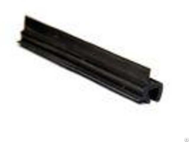 Automotive Solid Epdm Rubber Extrusion Seals Windscreen Sealing Strip