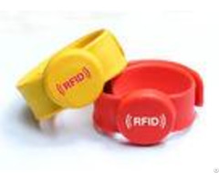 Noctilucous Silicone Uhf Rfid Chip Wristband Long Range For Amusement Park