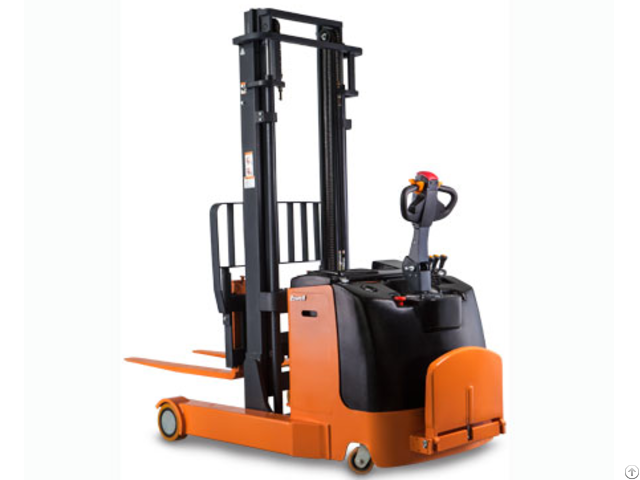 Xr 1 5 2t Electric Reach Stacker