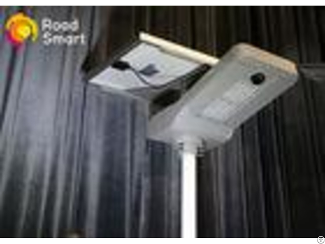 Waterproof Intelligent Solar Street Light 2500 2800lm With Aluminum Alloy Body