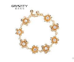 New Design Flower Shape 18k Gold Bracelets For Women