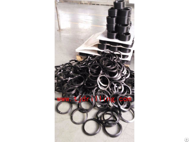 Bumper Rings Used For Drill Pipes Tubings And Casings Protection