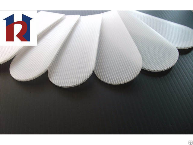 Recyclable Transparent 1820mm 910 2 5mm Colorful Pp Solid Board Corrugated Plastic Roofing Sheets