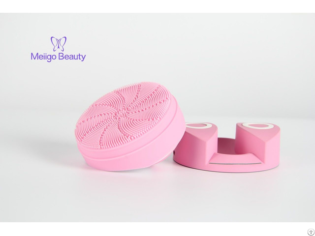 Wireless Charging Silicone Facial Cleansing Brush Br 006s