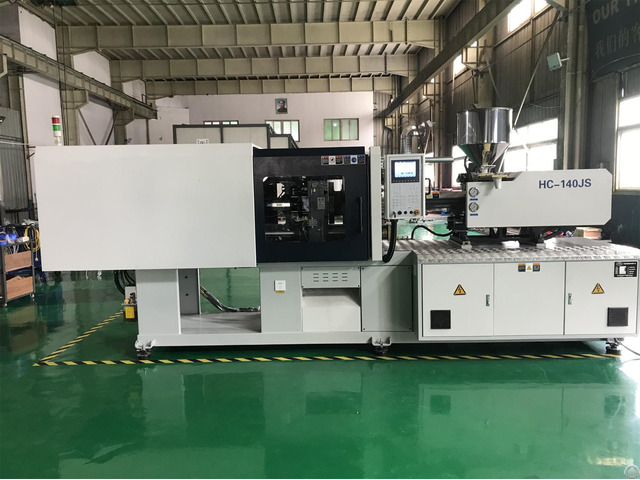 Hc110 110ton 1100kn Clamping Force General Purpose Plastic Injection Molding Machine