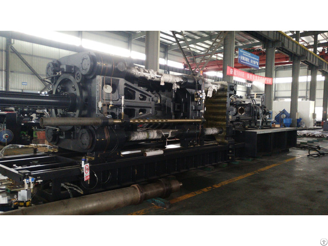 1050ton 10500kn Clamping Force Plastic Injection Molding Machine