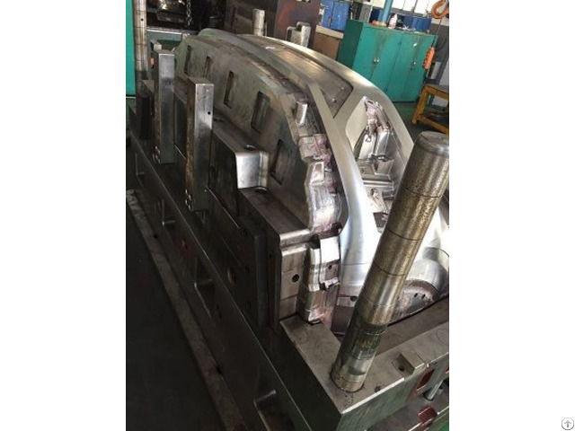 Automotive Bumper Mould