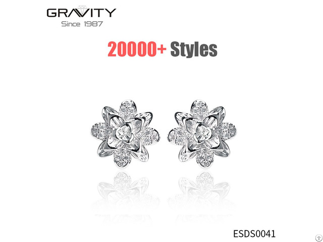 Handmade Girls Elegant White Gold Cz Earring Studs Flower Shaped