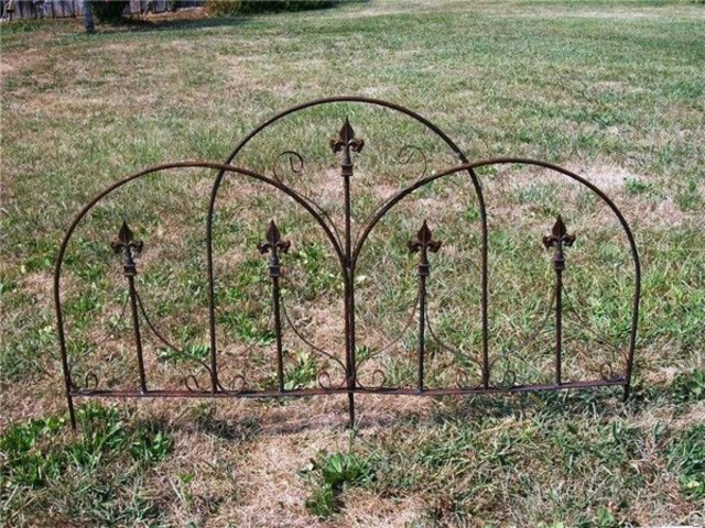 Artistic Border Fence