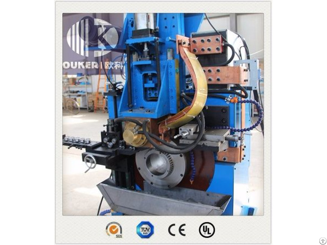 V30 300 Stainless Steel Wire Wrapped Screen Tube Welding Machine