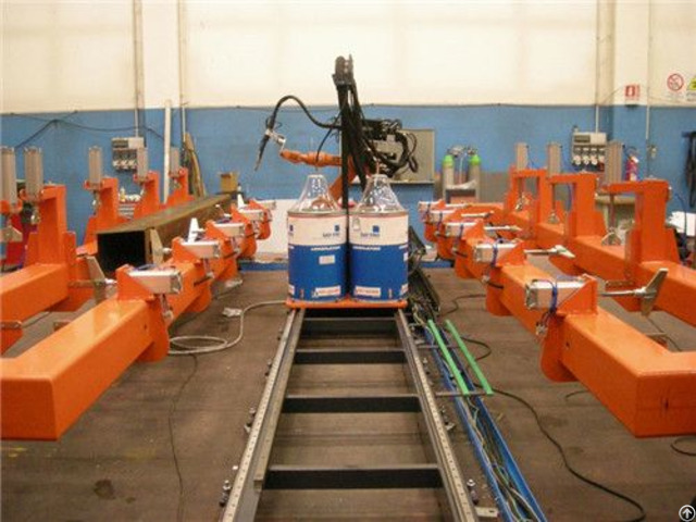 China Low Cost Industrial High Precision 6 Axis Articulated Automatic Welding Robot Workstation