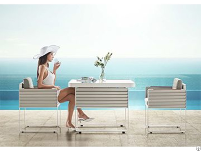High End Outdoor Dining Table Chair